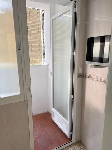 3 sovrum Lägenhet att hyra i Granada stad - 800 € (Ref: 10094930)