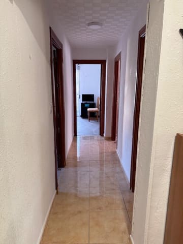4 sovrum Lägenhet att hyra i Granada stad - 1 000 € (Ref: 10094931)