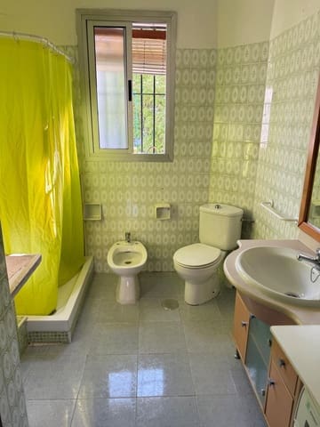 4 sovrum Lägenhet att hyra i Granada stad - 1 000 € (Ref: 10094931)