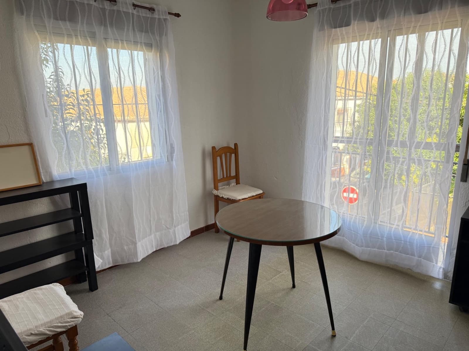 4 sovrum Lägenhet att hyra i Granada stad - 1 000 € (Ref: 10094931)