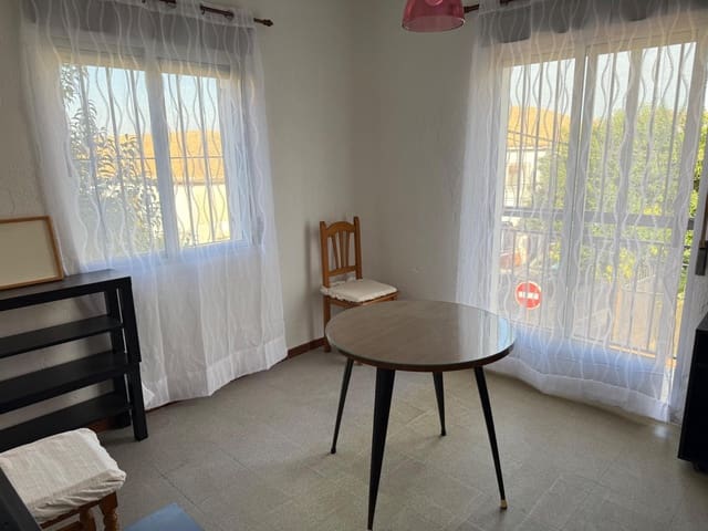 4 sovrum Lägenhet att hyra i Granada stad - 1 000 € (Ref: 10094931)