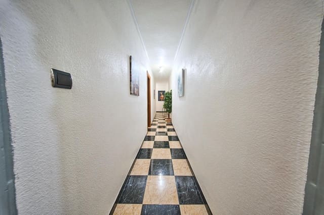 4 camera da letto Appartamento in vendita in Albolote con garage - 199.900 € (Rif: 10098345)
