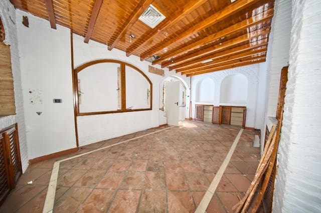 Comercial para venda em Centro, Granada cidade - 68 800 € (Ref: 10100403)