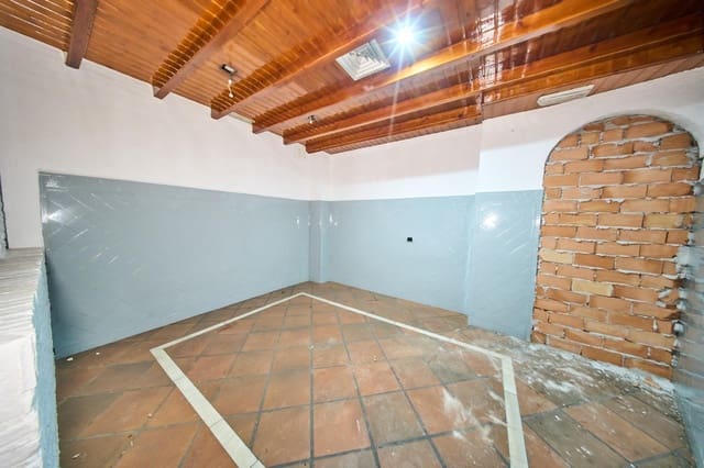 Comercial para venda em Centro, Granada cidade - 68 800 € (Ref: 10100403)