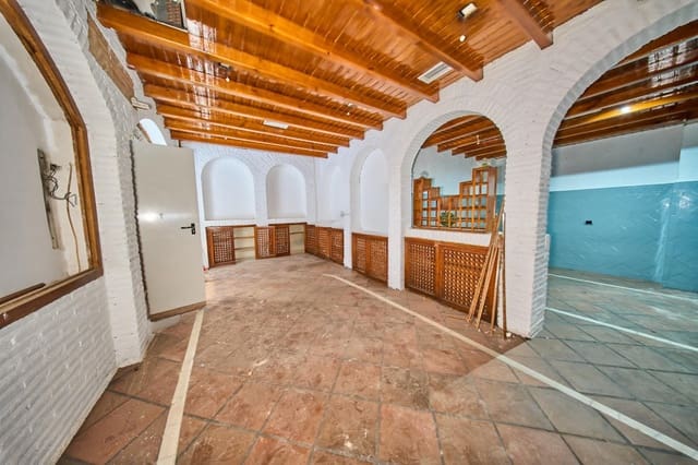 Comercial para venda em Centro, Granada cidade - 68 800 € (Ref: 10100403)