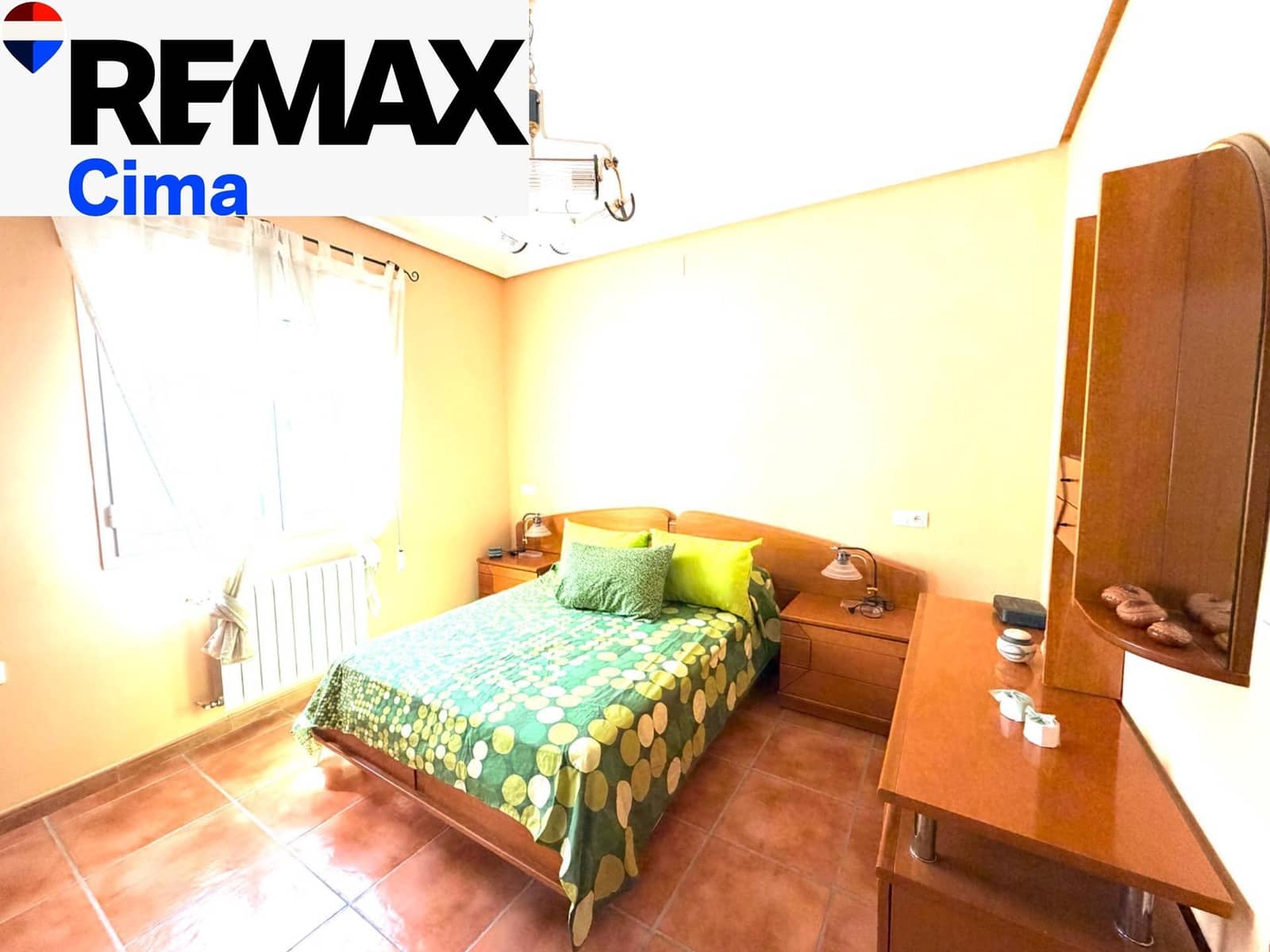 4 camera da letto Casa Grotta in vendita in Benamaurel con garage - 229.000 € (Rif: 10100404)