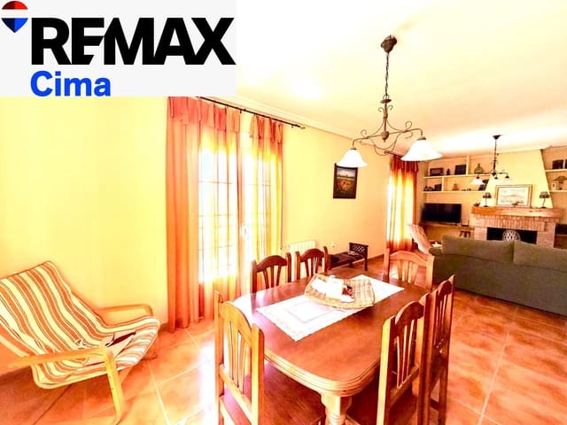 4 camera da letto Casa Grotta in vendita in Benamaurel con garage - 229.000 € (Rif: 10100404)