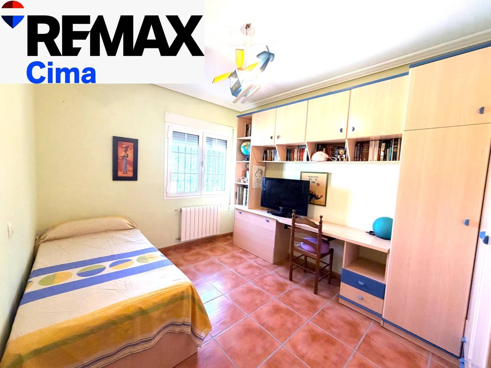 4 camera da letto Casa Grotta in vendita in Benamaurel con garage - 229.000 € (Rif: 10100404)