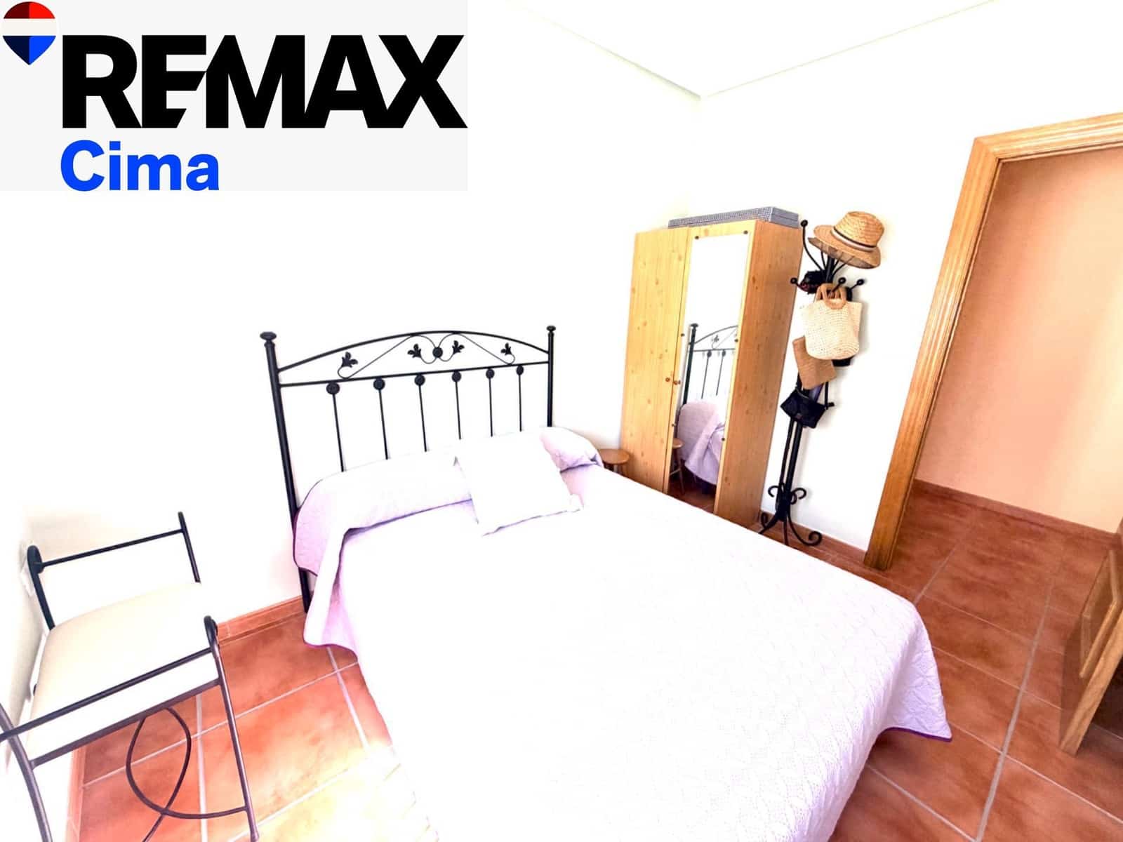 4 camera da letto Casa Grotta in vendita in Benamaurel con garage - 229.000 € (Rif: 10100404)