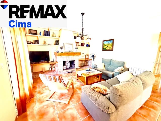 4 camera da letto Casa Grotta in vendita in Benamaurel con garage - 229.000 € (Rif: 10100404)