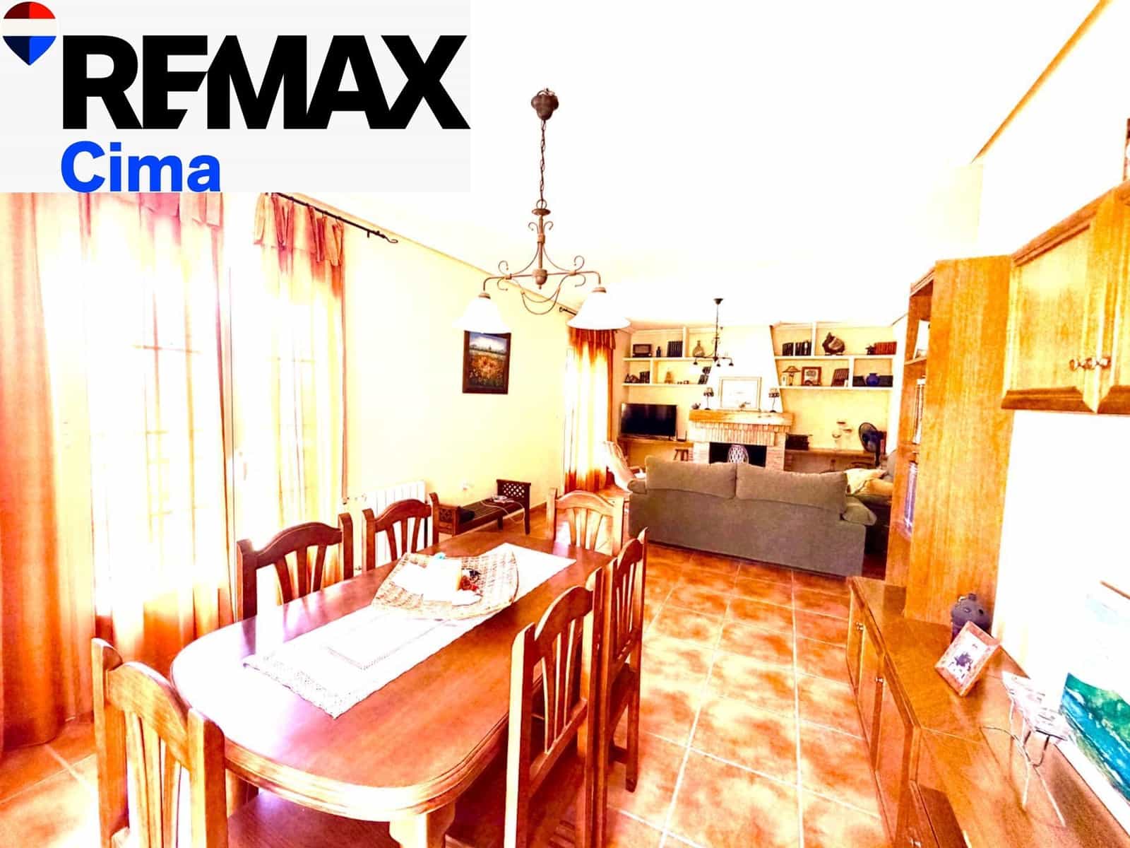 4 camera da letto Casa Grotta in vendita in Benamaurel con garage - 229.000 € (Rif: 10100404)
