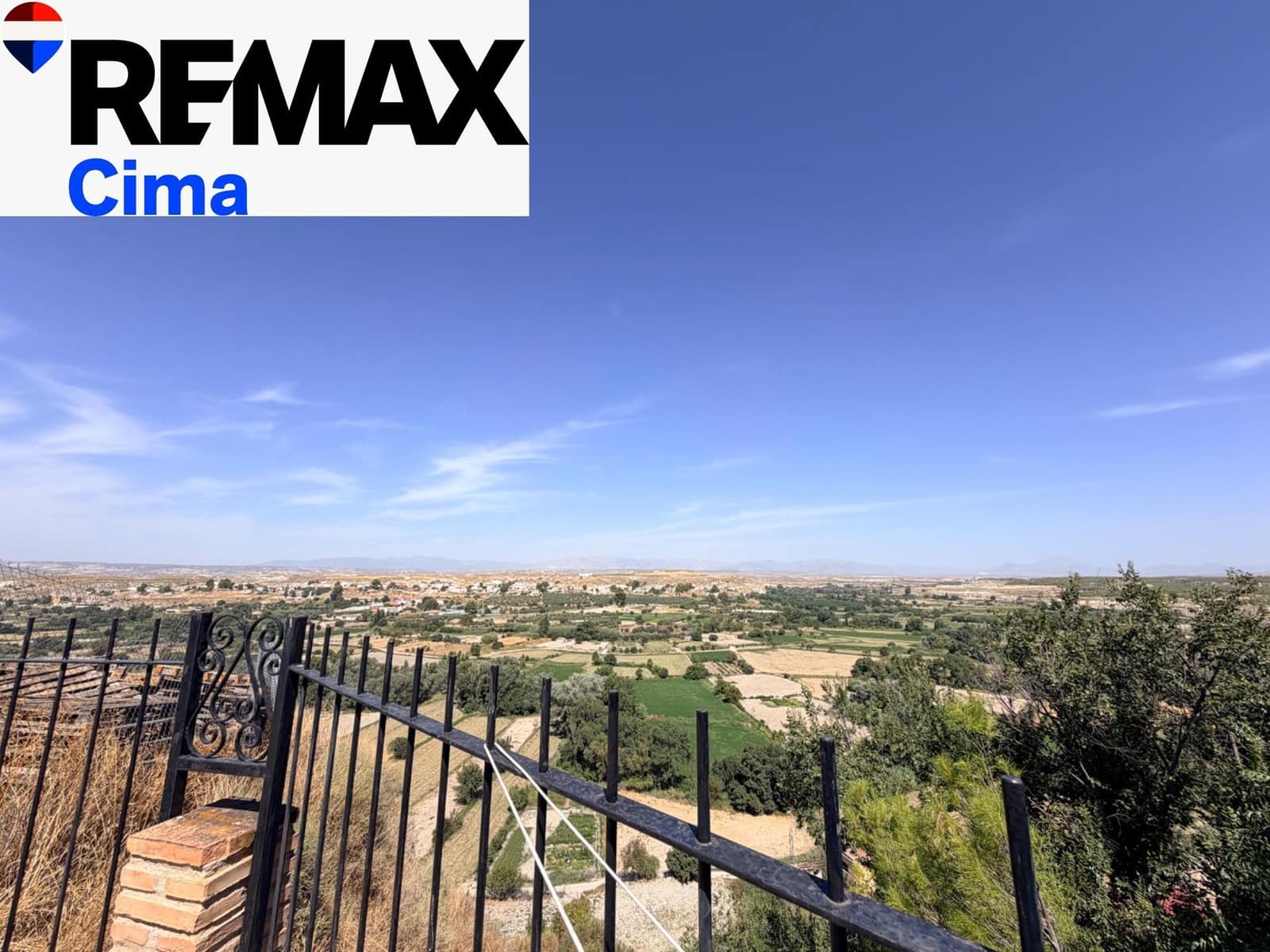 4 camera da letto Casa Grotta in vendita in Benamaurel con garage - 229.000 € (Rif: 10100404)