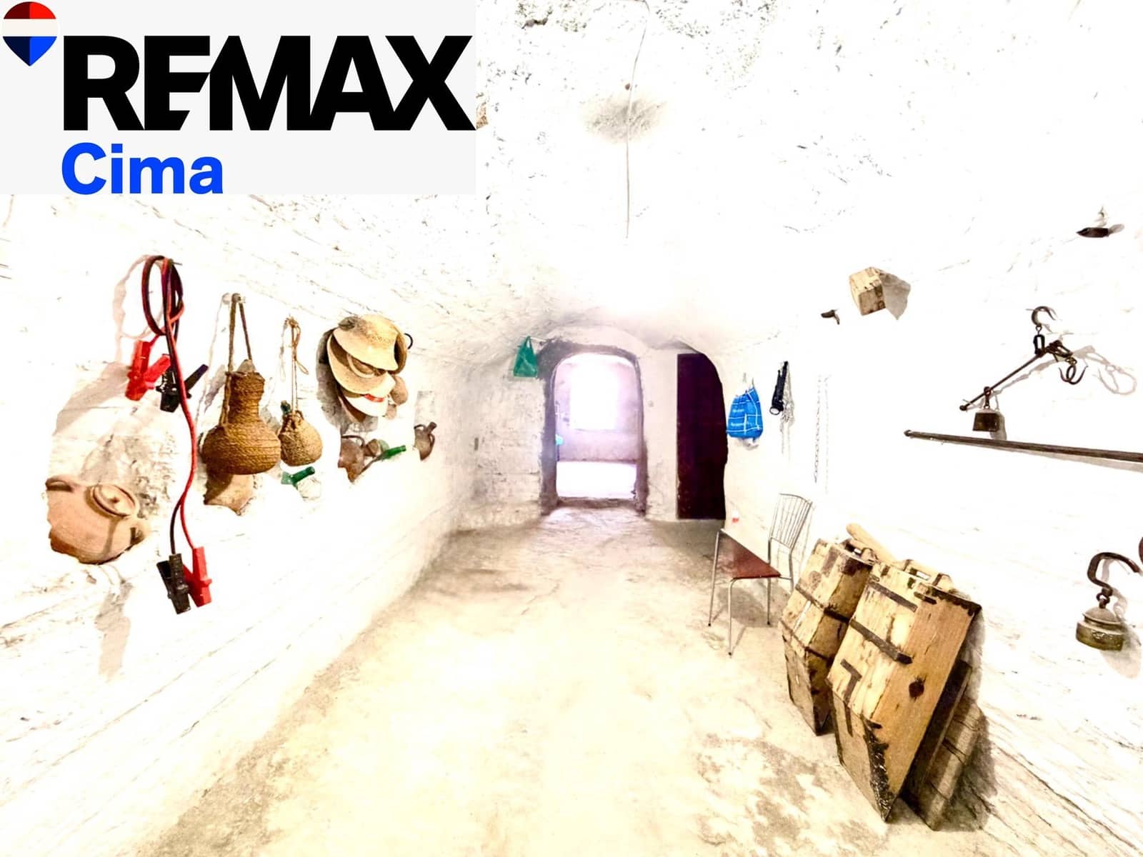 4 camera da letto Casa Grotta in vendita in Benamaurel con garage - 229.000 € (Rif: 10100404)