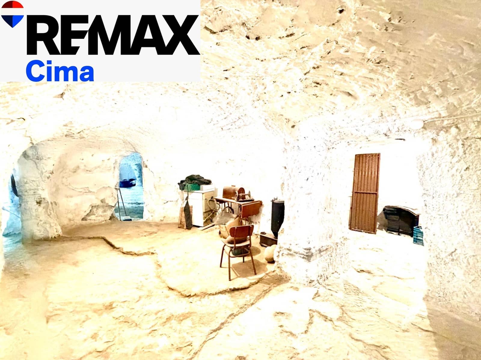 4 camera da letto Casa Grotta in vendita in Benamaurel con garage - 229.000 € (Rif: 10100404)