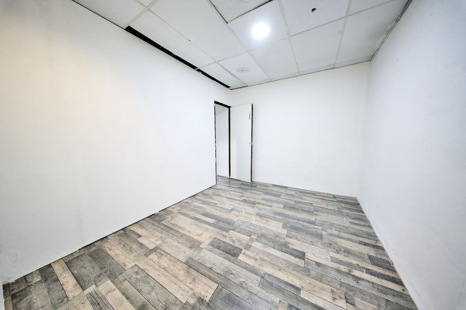 Local Commercial à vendre à Grenade ville - 190 000 € (Ref: 10109905)