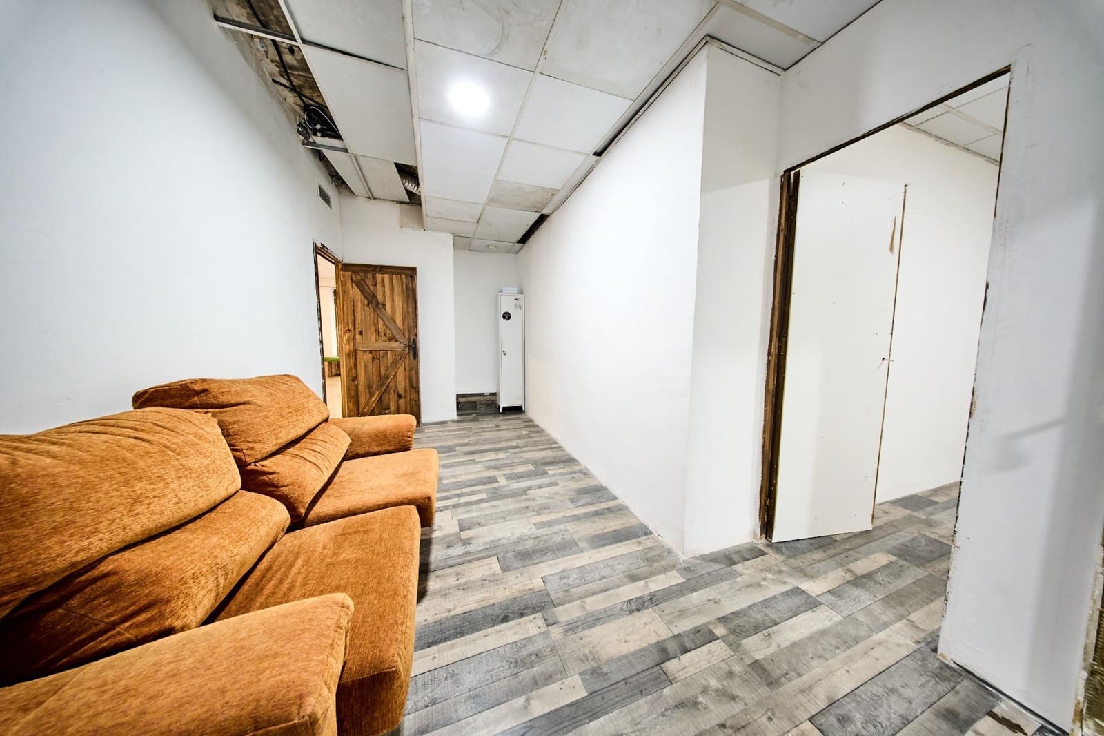 Local Commercial à vendre à Grenade ville - 190 000 € (Ref: 10109905)