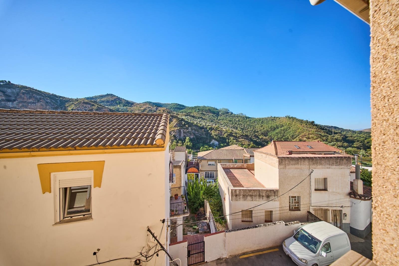 3 bedroom Townhouse for sale in Quentar - € 87,000 (Ref: 10111800)