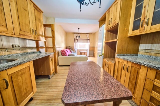 3 bedroom Townhouse for sale in Quéntar - € 87,000 (Ref: 10111800)