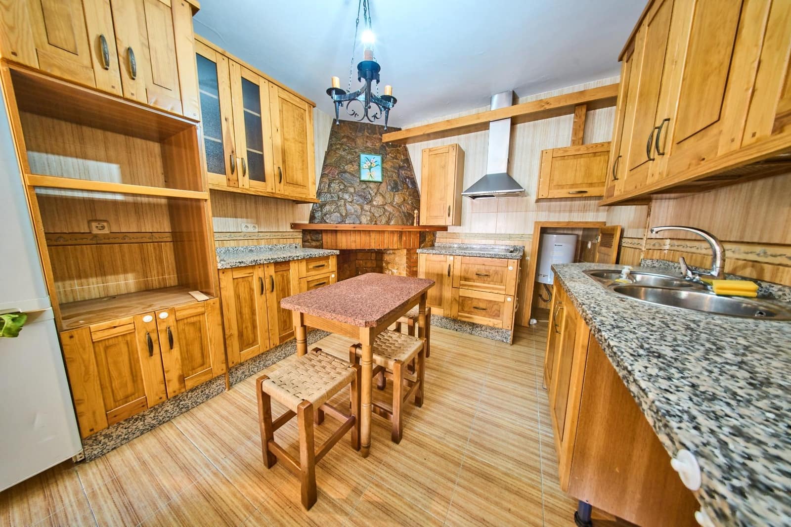 3 bedroom Townhouse for sale in Quentar - € 87,000 (Ref: 10111800)