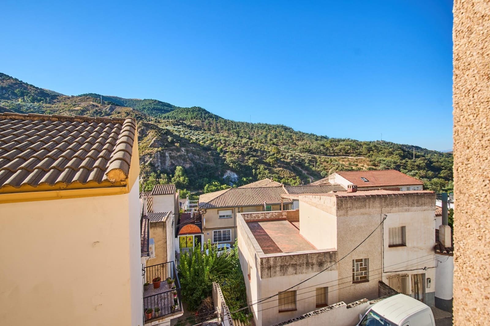 3 bedroom Townhouse for sale in Quentar - € 87,000 (Ref: 10111800)