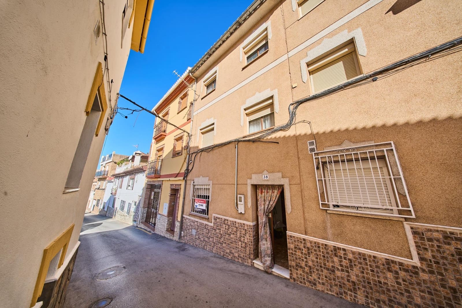 3 bedroom Townhouse for sale in Quentar - € 87,000 (Ref: 10111800)