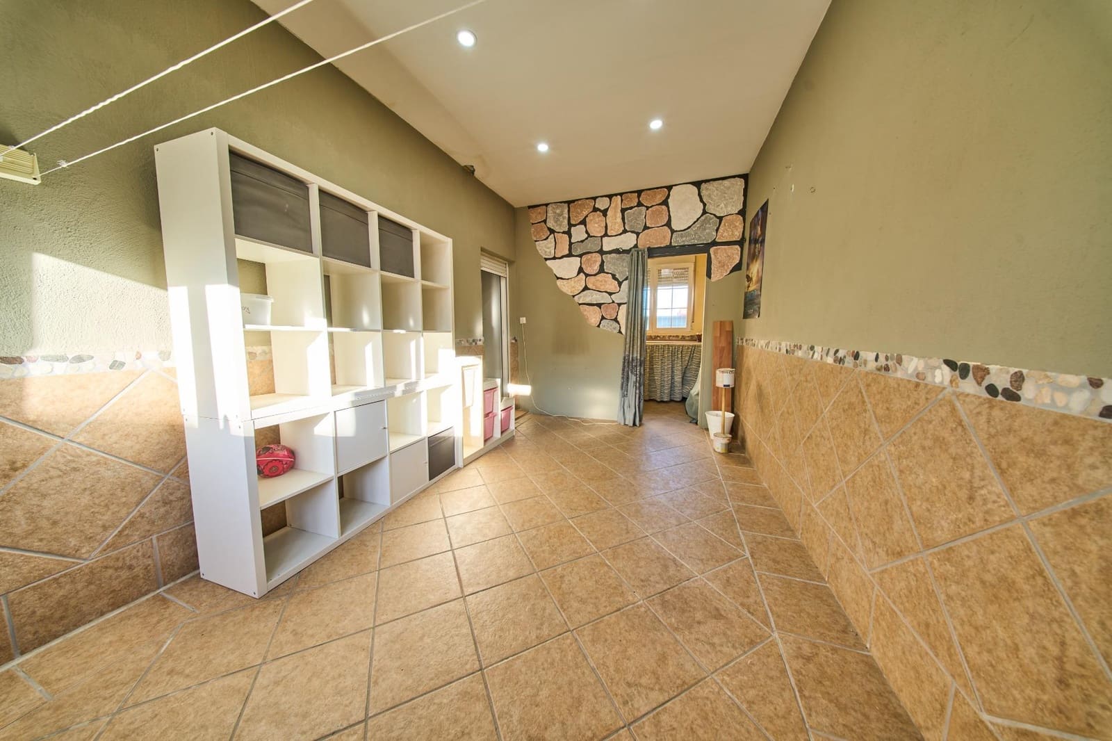 Piso de 3 habitaciones en Granada ciudad en alquiler - 250 € (Ref: 10115817)