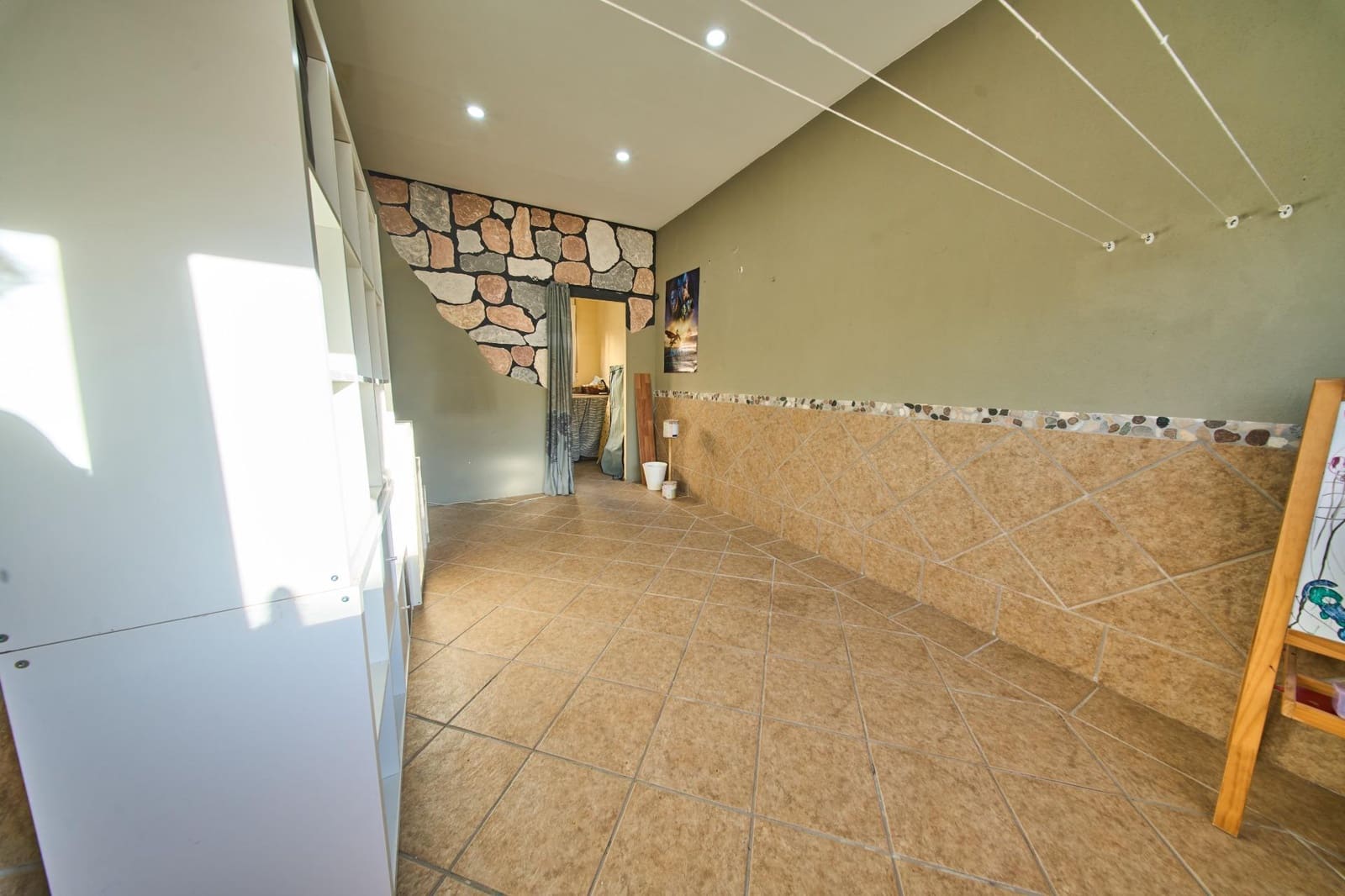 Piso de 3 habitaciones en Granada ciudad en alquiler - 250 € (Ref: 10115817)
