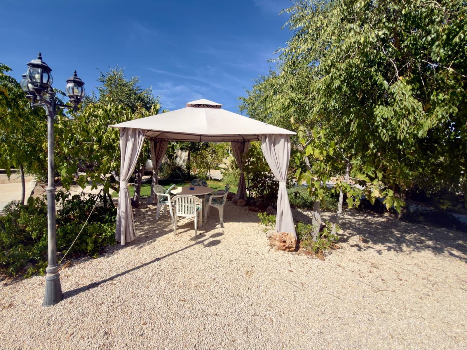 6 slaapkamer Finca/Landhuis te koop in Moraleda de Zafayona met zwembad garage - € 450.000 (Ref: 10120135)