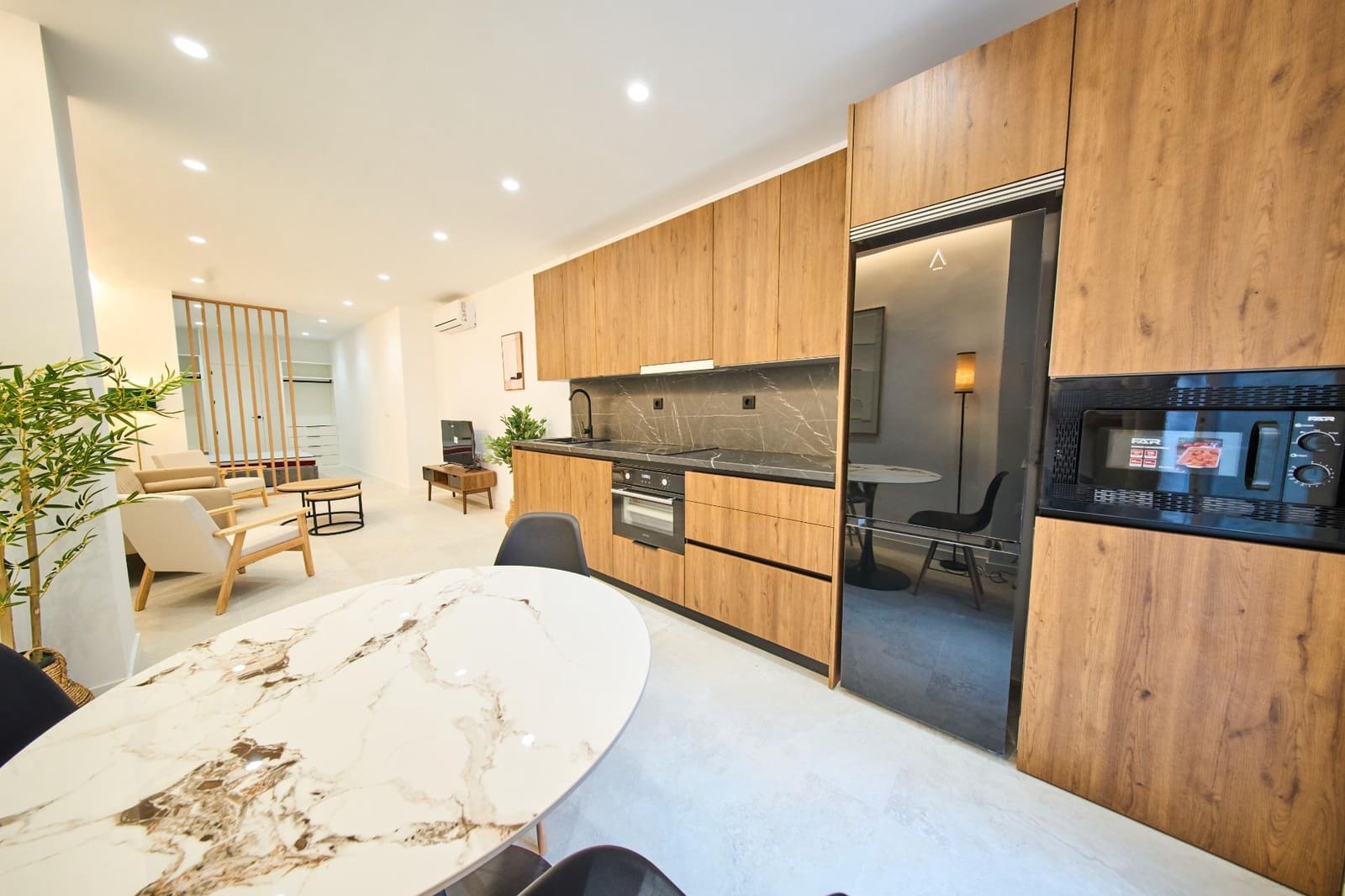 Loft for sale in Granada city - € 157,500 (Ref: 10130107)