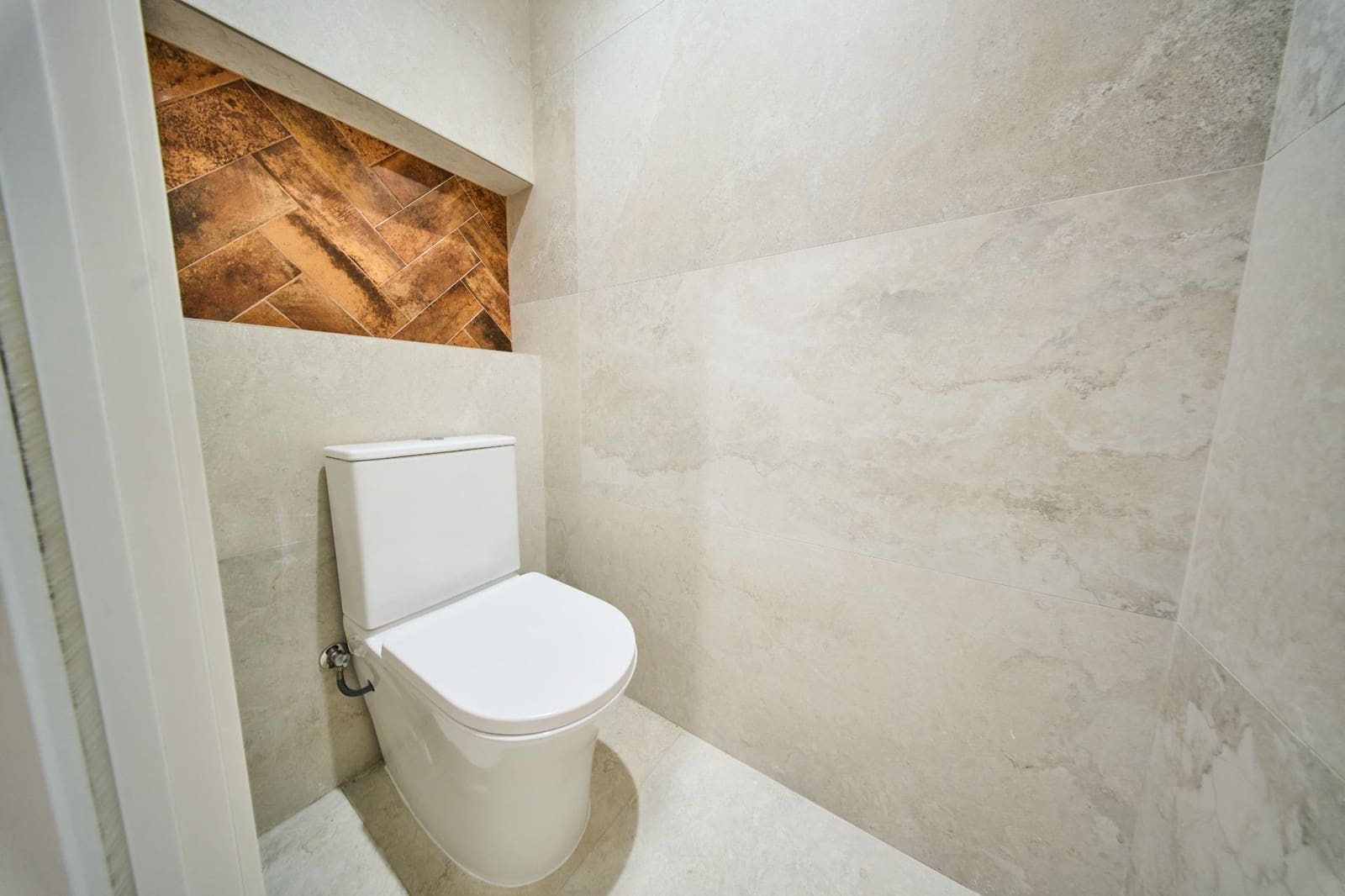 Loft for sale in Granada city - € 157,500 (Ref: 10130107)