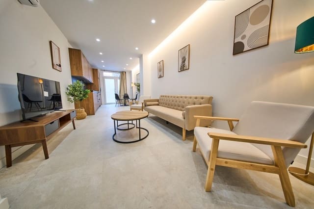 Loft for sale in Albaicin, Granada city - € 157,500 (Ref: 10130107)