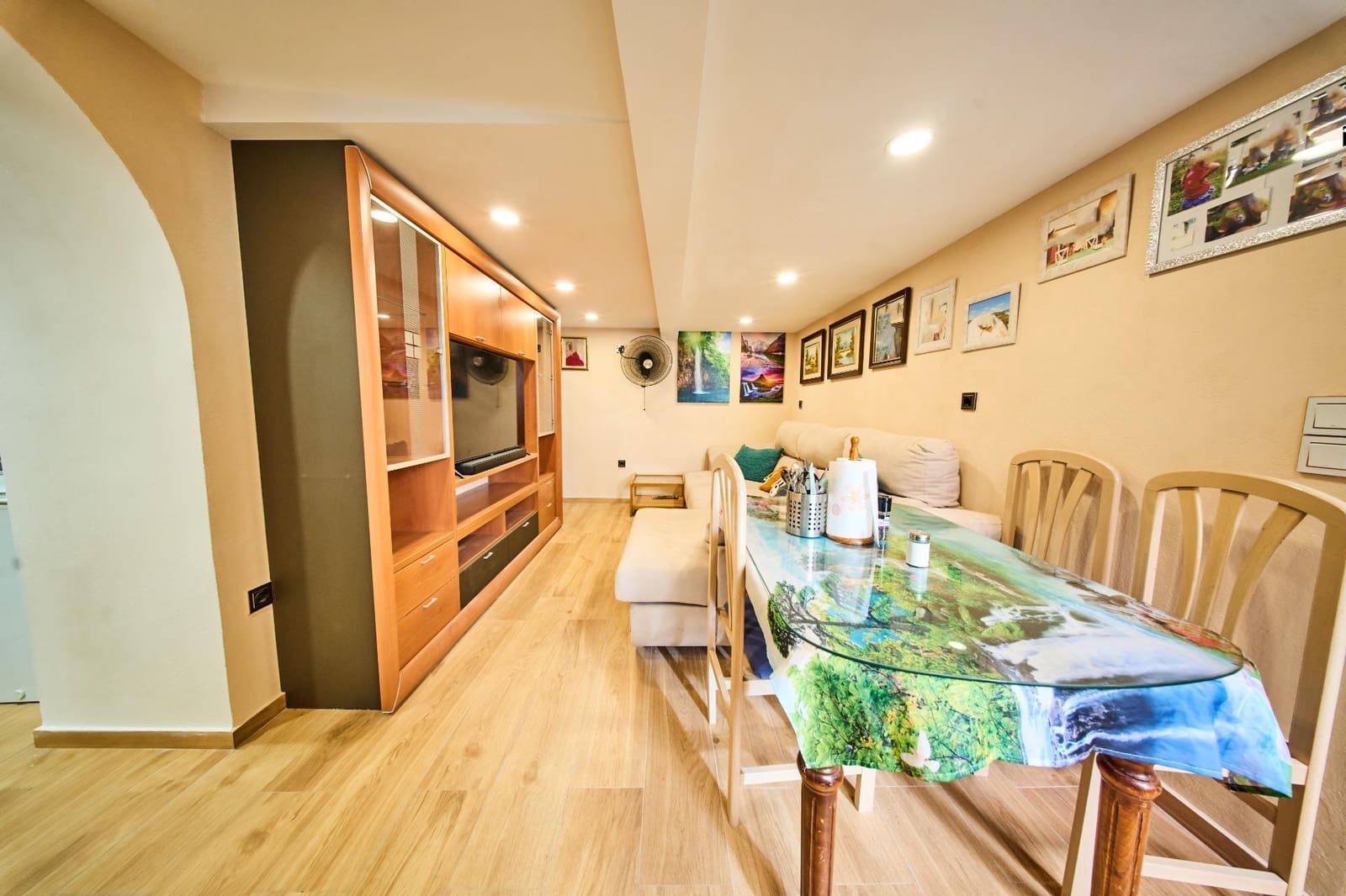 4 bedroom Semi-detached Villa for sale in Las Gabias - € 149,900 (Ref: 10130110)