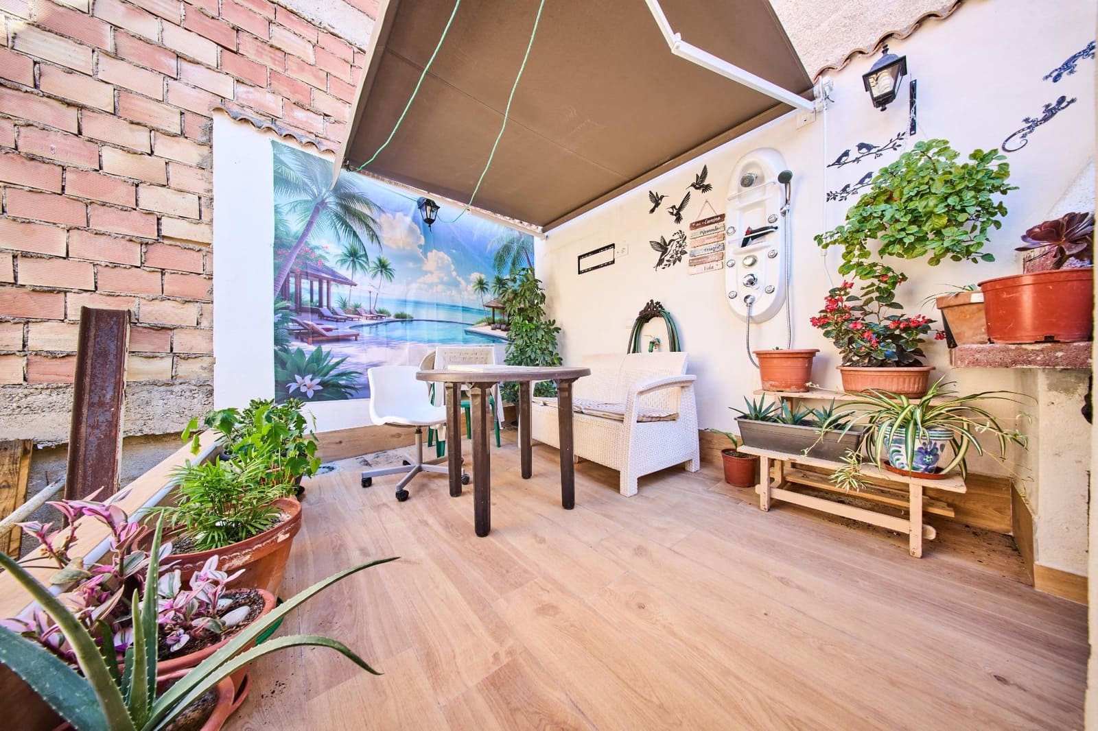 4 bedroom Semi-detached Villa for sale in Las Gabias - € 149,900 (Ref: 10130110)