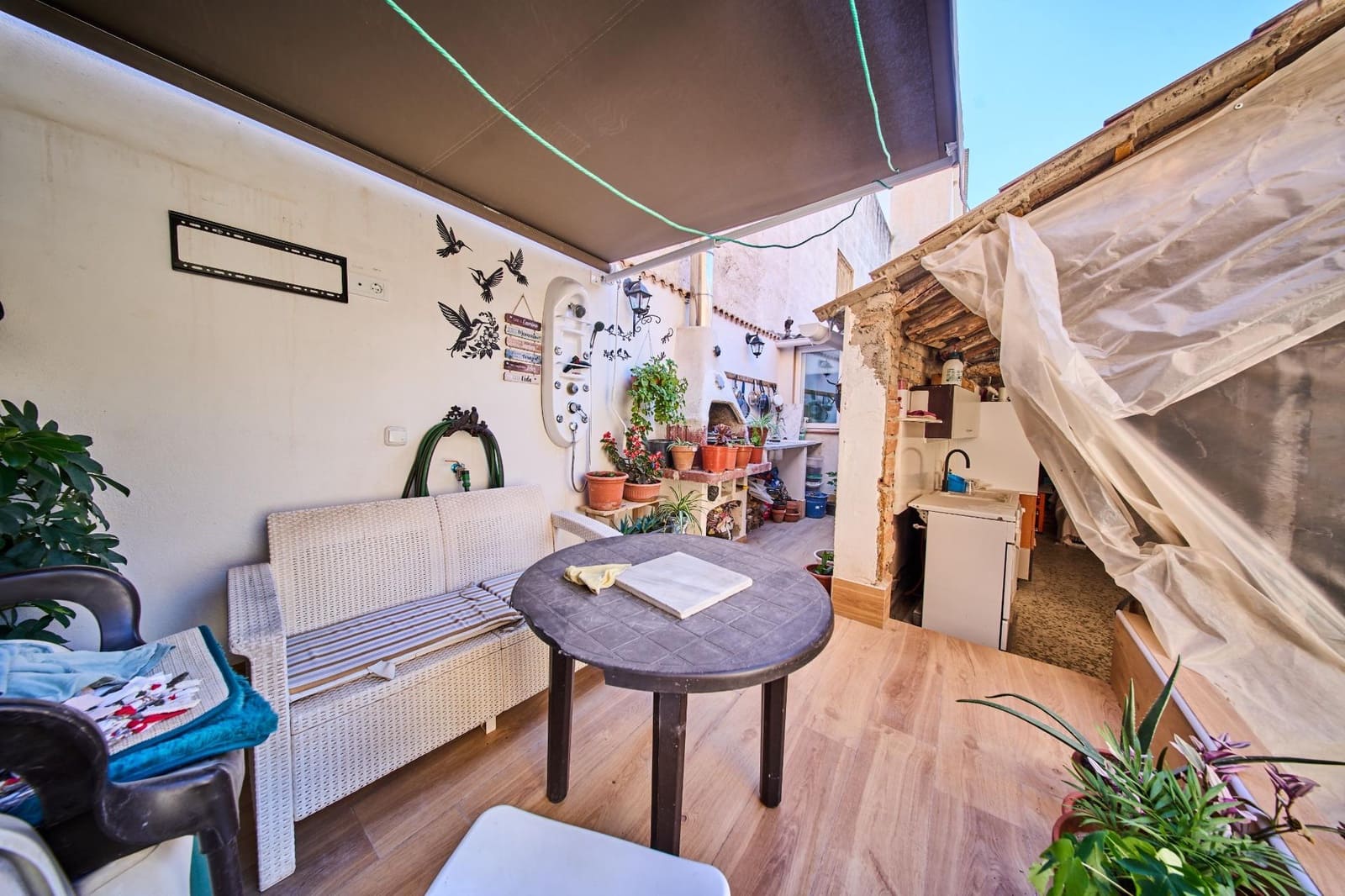 4 bedroom Semi-detached Villa for sale in Las Gabias - € 149,900 (Ref: 10130110)