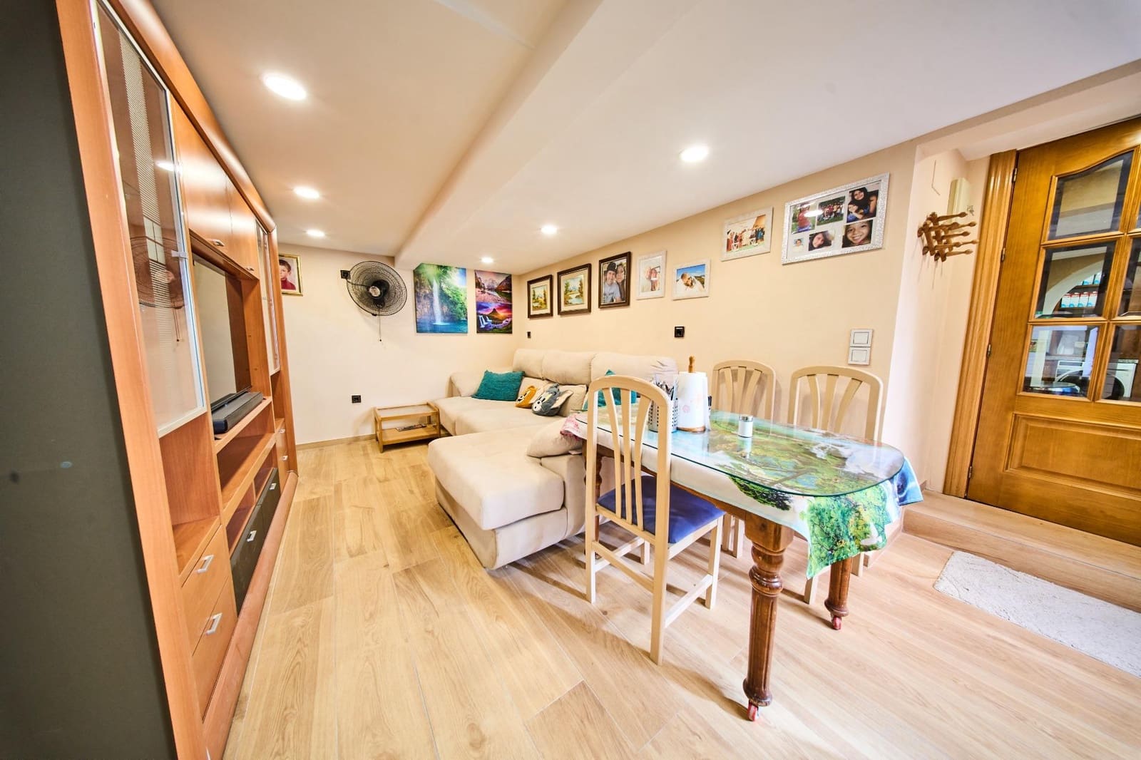 4 bedroom Semi-detached Villa for sale in Las Gabias - € 149,900 (Ref: 10130110)