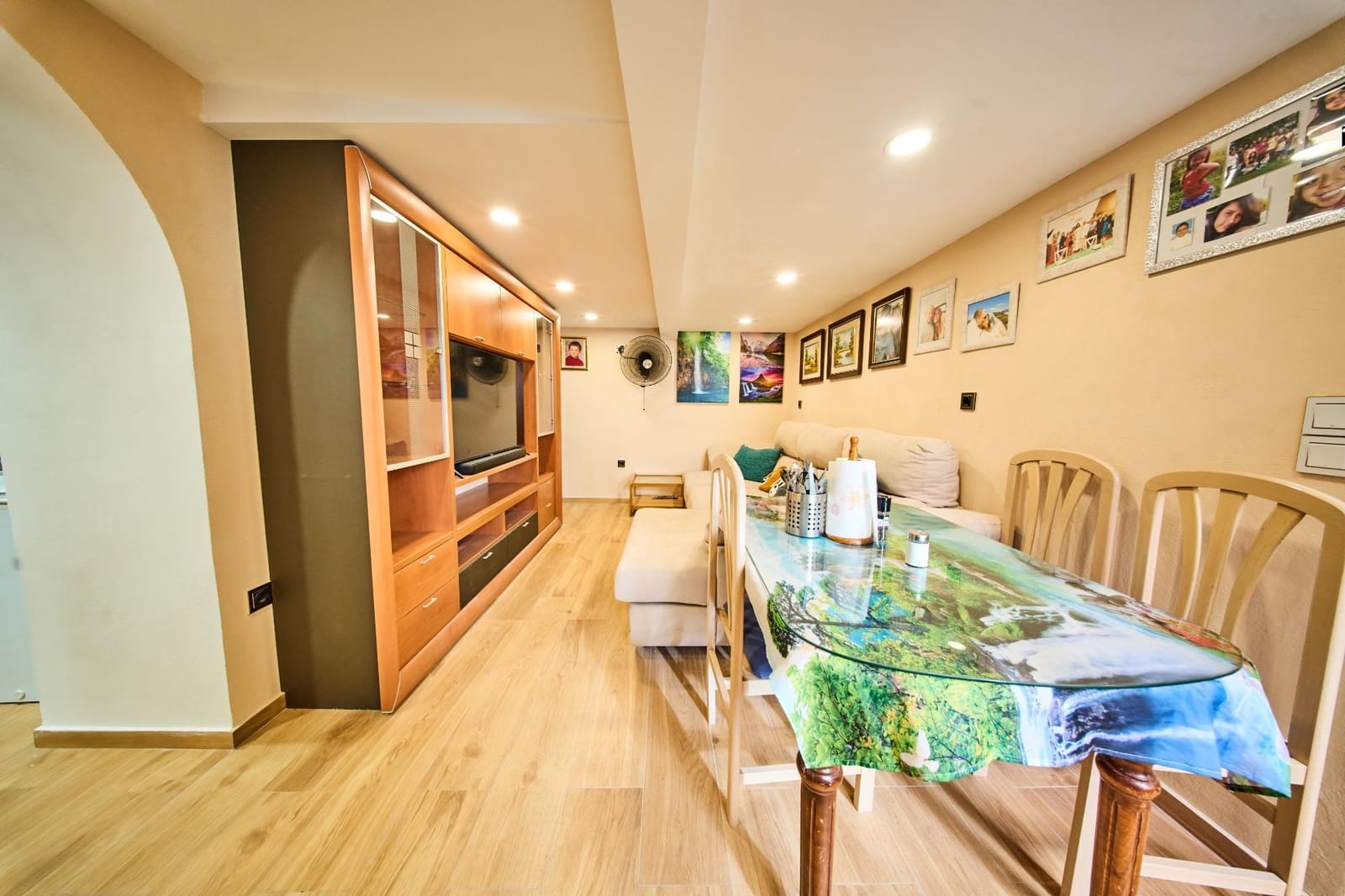 4 bedroom Semi-detached Villa for sale in Las Gabias - € 149,900 (Ref: 10130110)