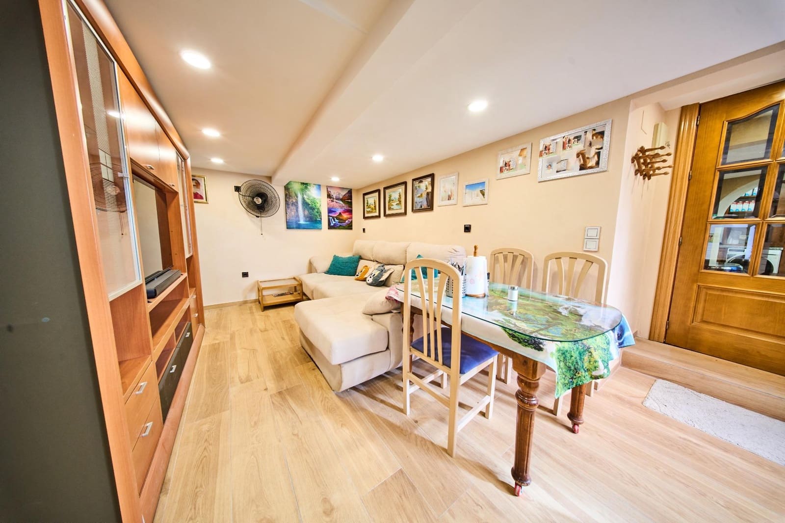 4 bedroom Semi-detached Villa for sale in Las Gabias - € 149,900 (Ref: 10130110)