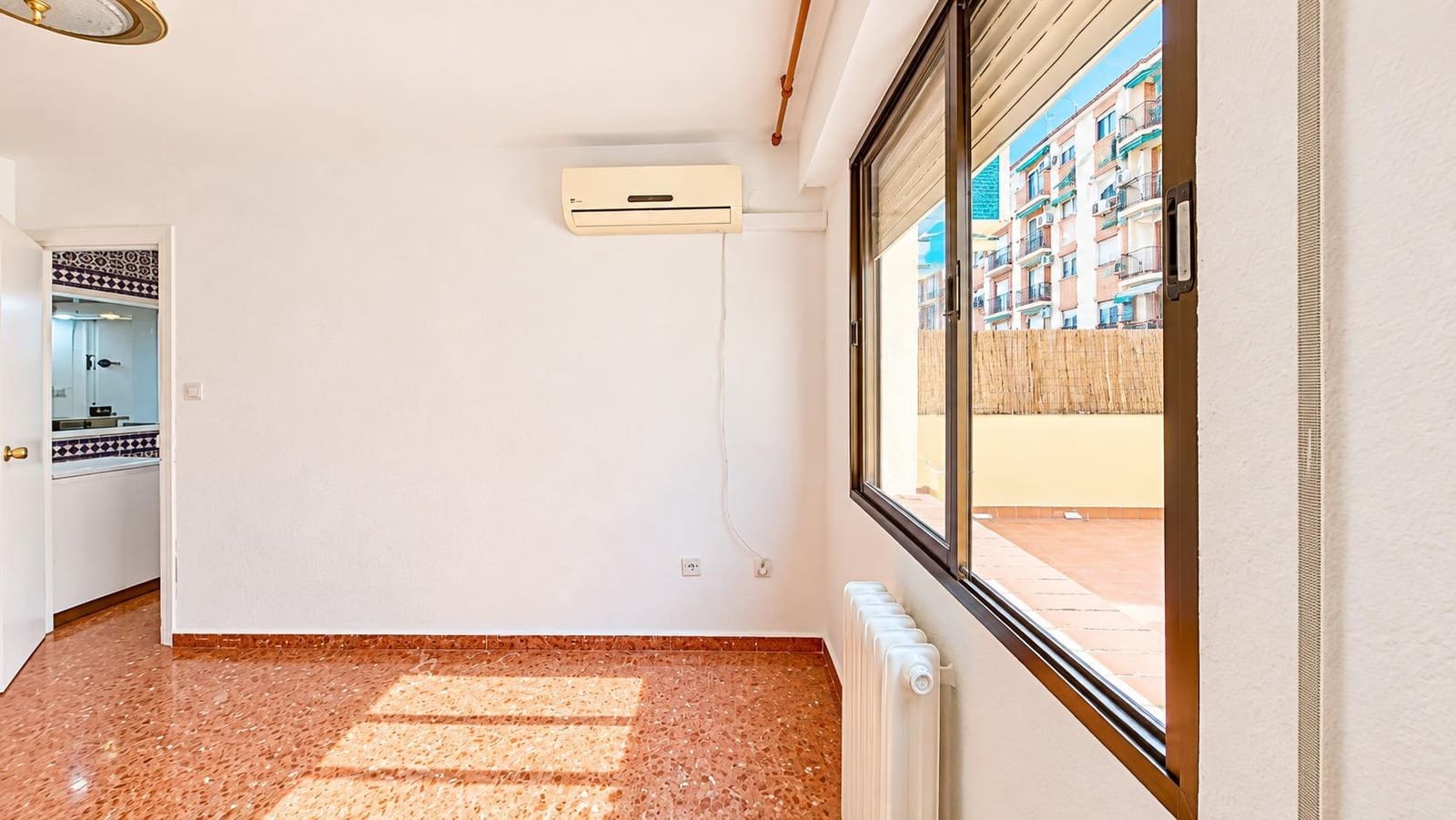 1 soverom Leilighet til leie i Granada by - € 700 (Ref: 10131817)