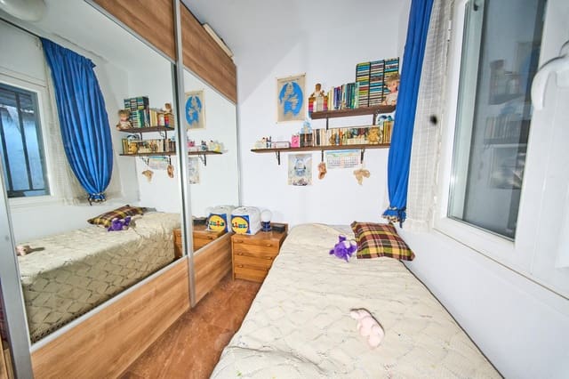 3 soverom Hus til salgs i Granada by - € 250 000 (Ref: 10131818)