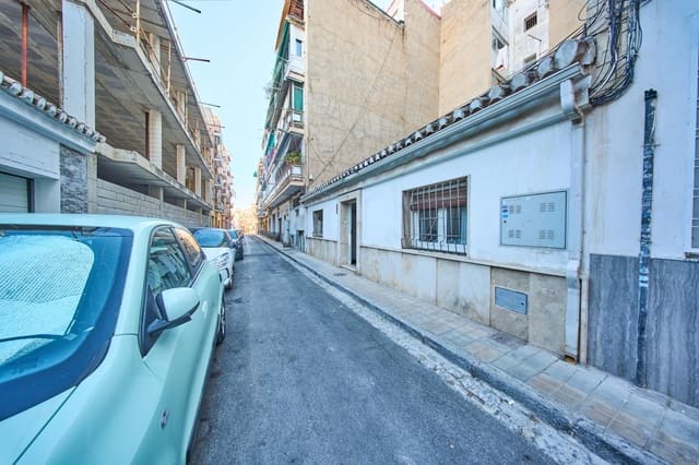 3 soverom Hus til salgs i Granada by - € 250 000 (Ref: 10131818)