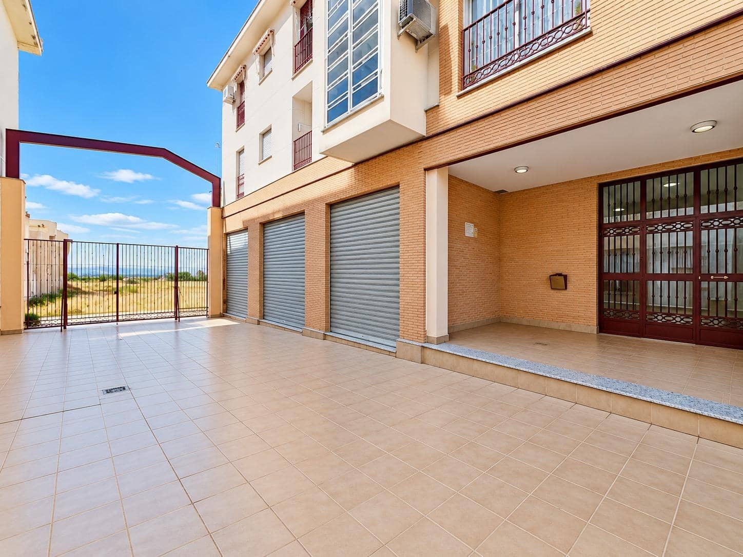 2 soverom Leilighet til salgs i Albolote med garasje - € 189 000 (Ref: 10133390)