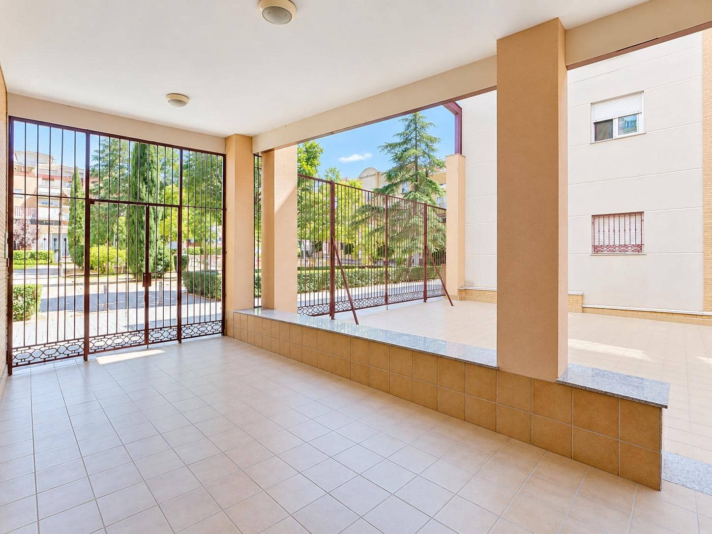2 soverom Leilighet til salgs i Albolote med garasje - € 189 000 (Ref: 10133390)