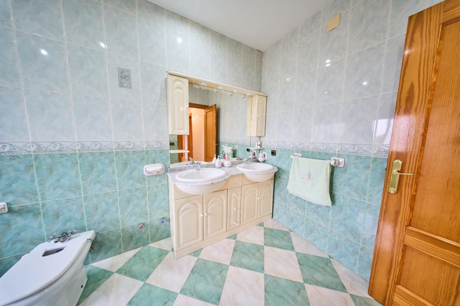 5 chambre Villa/Maison à vendre à Vegas del Genil - 320 000 € (Ref: 10136287)