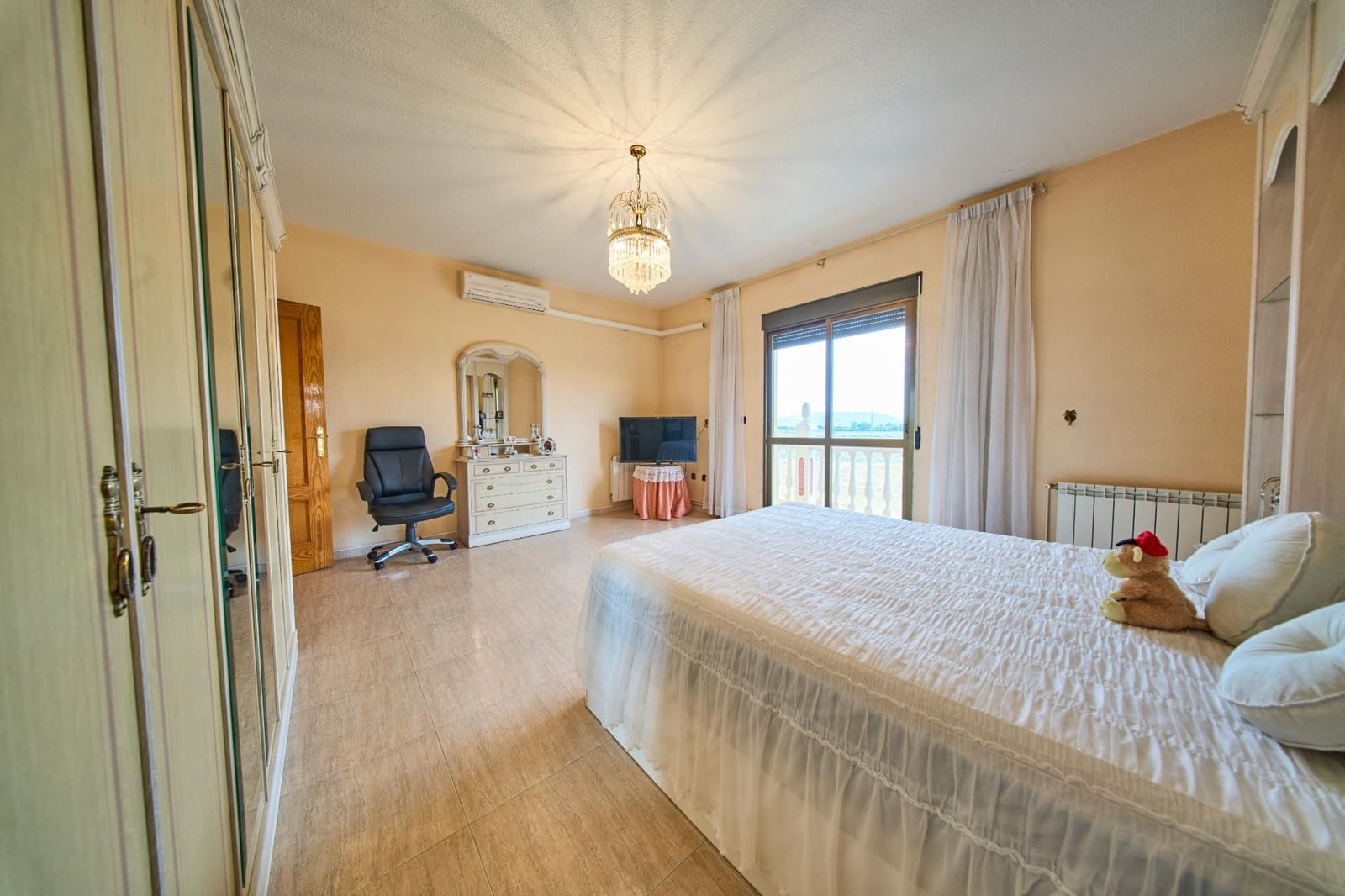 5 chambre Villa/Maison à vendre à Vegas del Genil - 320 000 € (Ref: 10136287)