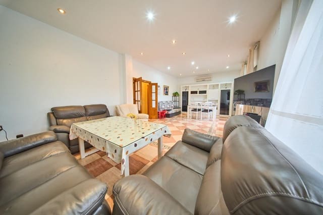 5 chambre Villa/Maison à vendre à Vegas del Genil - 320 000 € (Ref: 10136287)