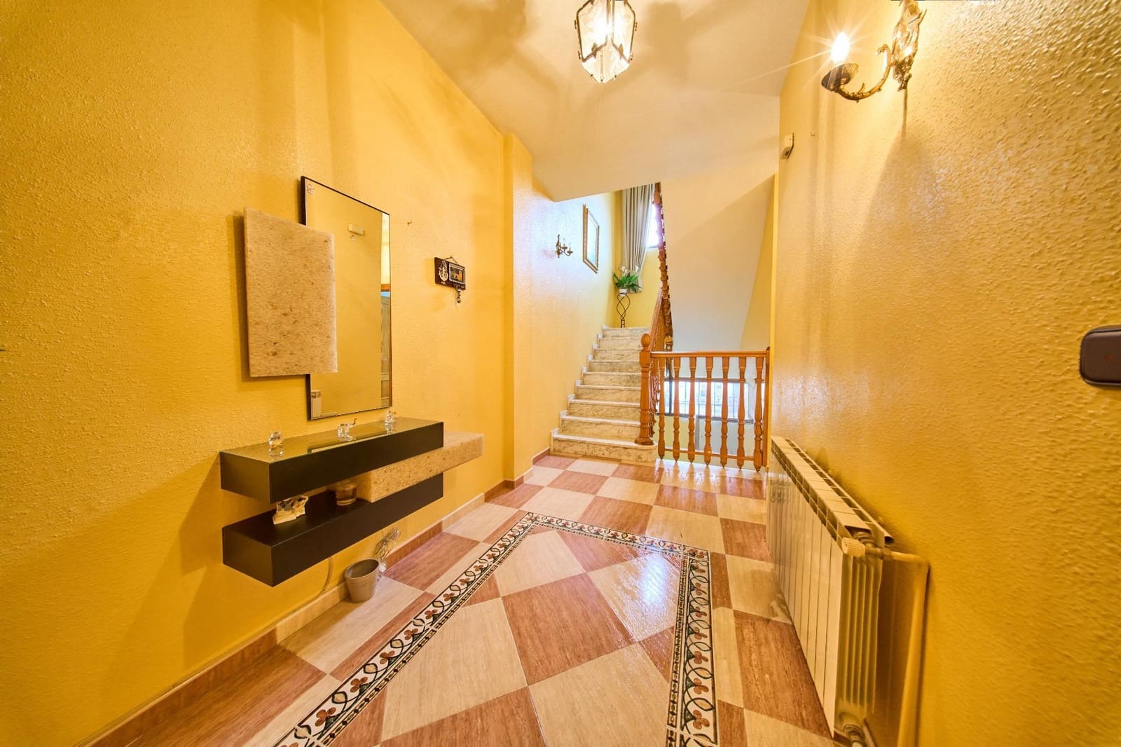 5 chambre Villa/Maison à vendre à Vegas del Genil - 320 000 € (Ref: 10136287)