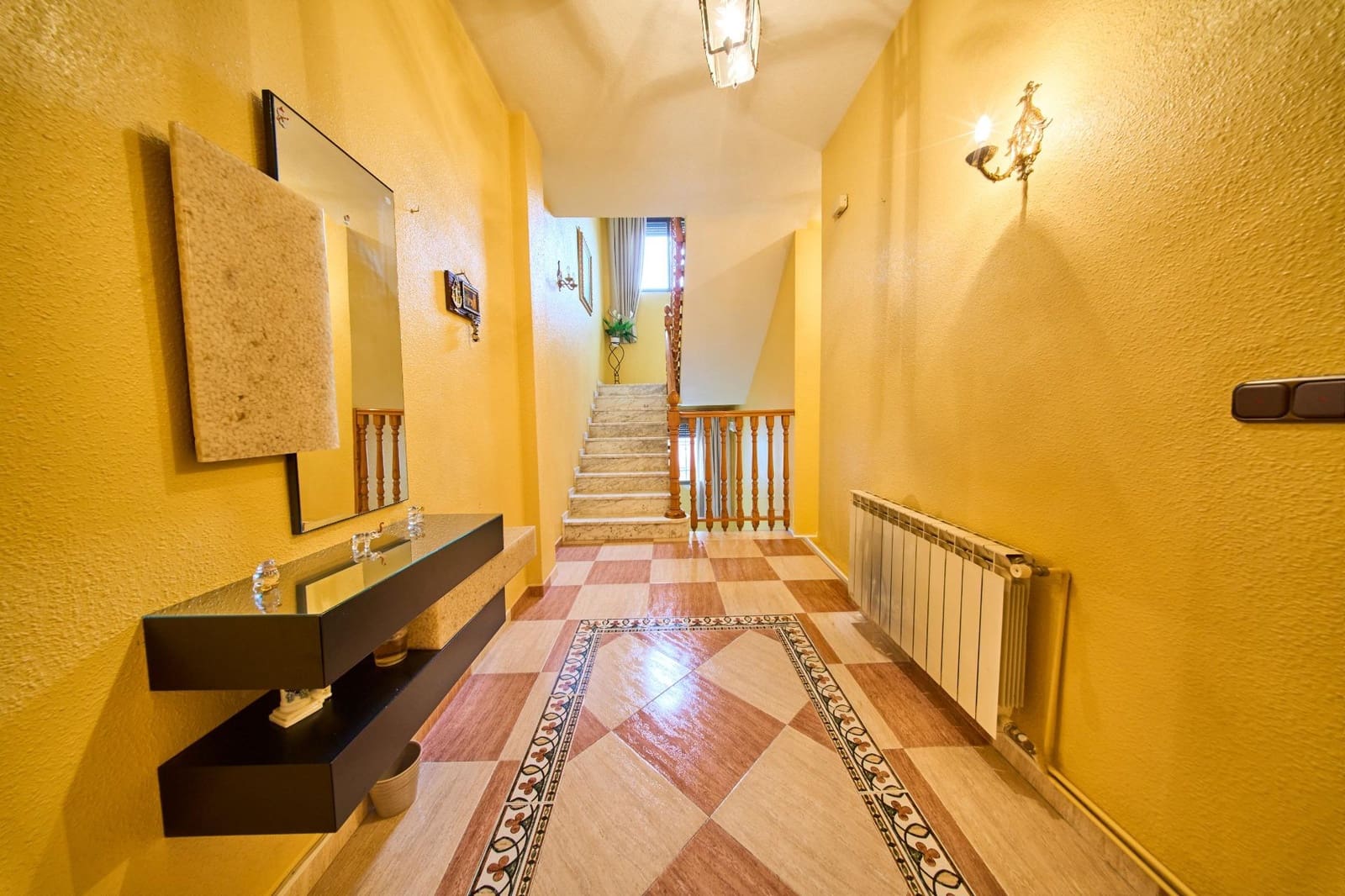 5 chambre Villa/Maison à vendre à Vegas del Genil - 320 000 € (Ref: 10136287)