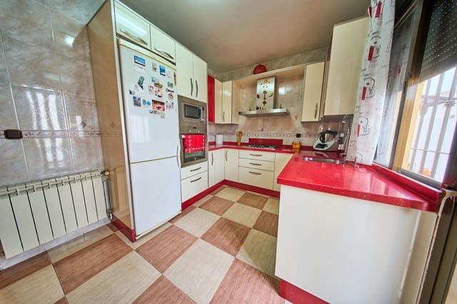 5 chambre Villa/Maison à vendre à Vegas del Genil - 320 000 € (Ref: 10136287)