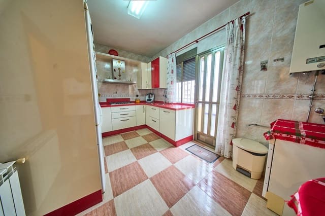 5 sovrum Villa till salu i Vegas del Genil - 320 000 € (Ref: 10136287)