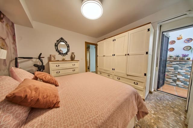 3 soverom Leilighet til salgs i Las Gabias med garasje - € 169 900 (Ref: 10139918)